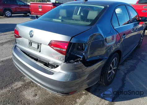 2017 Volkswagen Jetta 1.4T Se from USA, damaged, VIN 3VWDB7AJ4HM388514